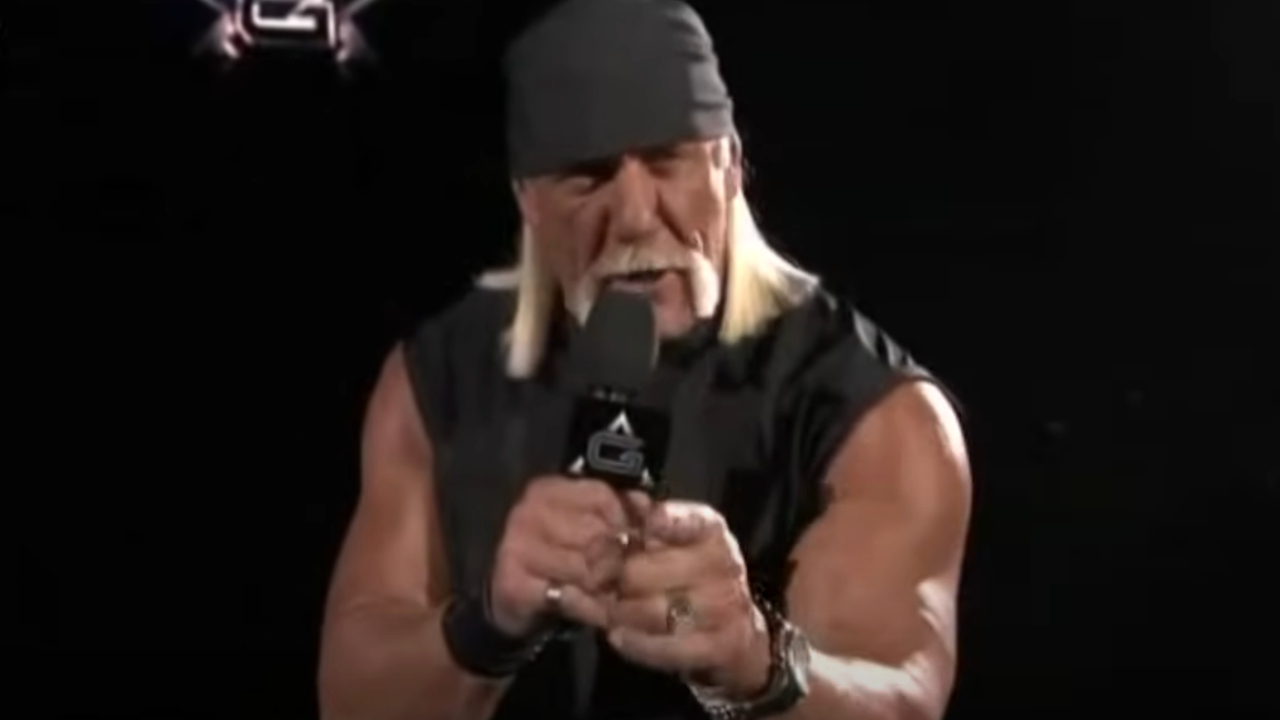 Hulk Hogan talks to the camera in the intro for American Gladiators 2008.