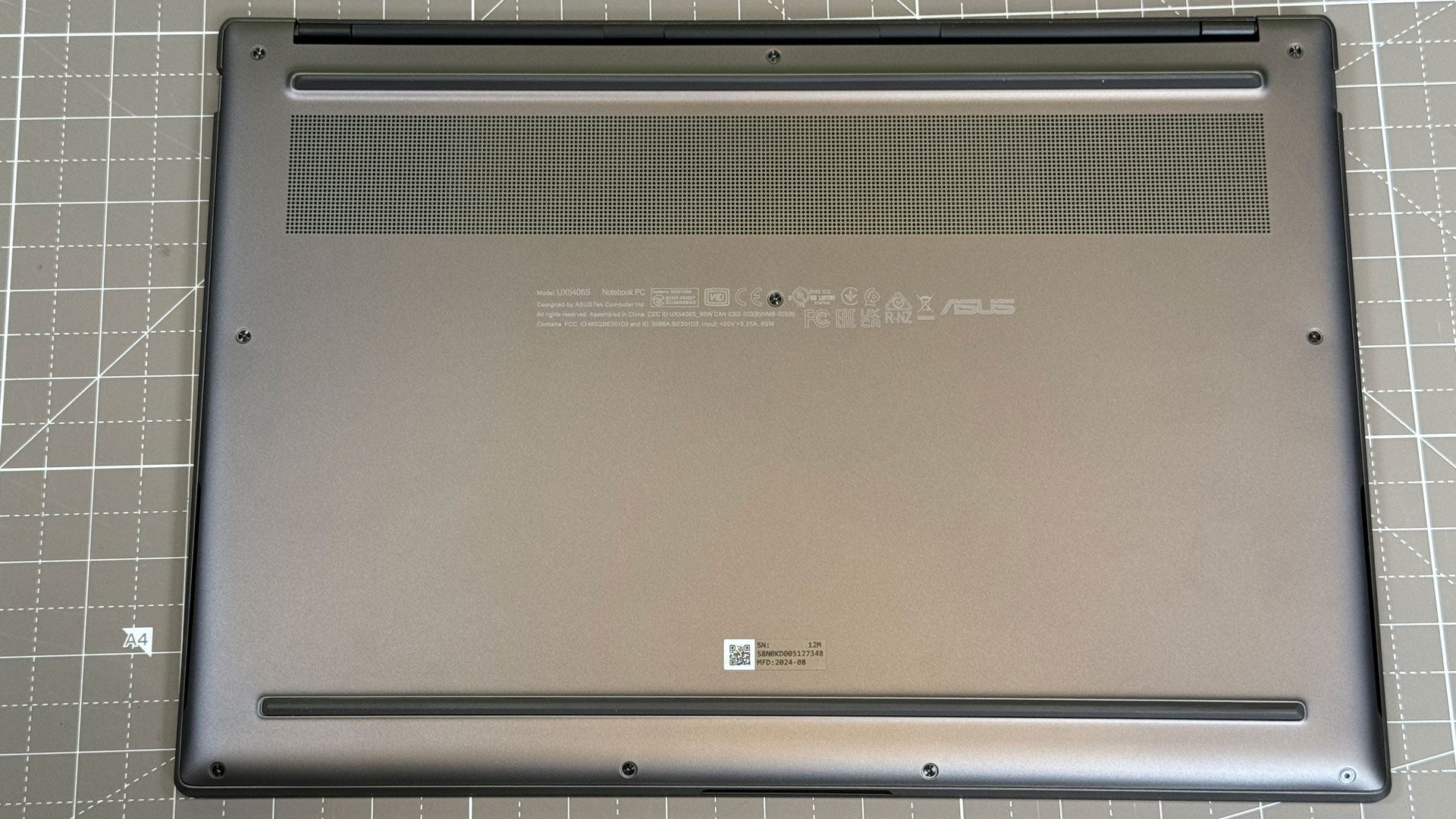 Asus Zenbook S14