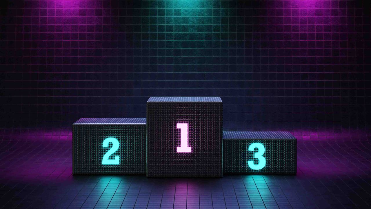 An electronic set of podiums that say 1 2 and 3.