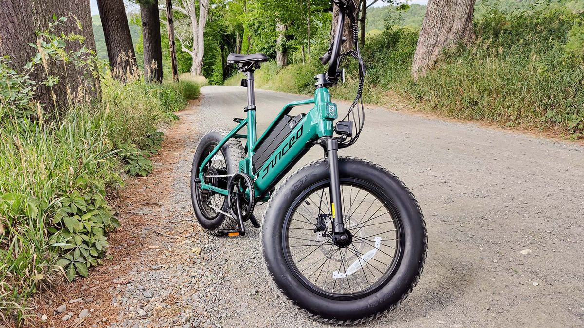 Juiced Bikes RipRacer Ebike review Fun, Fun, Fun Tom