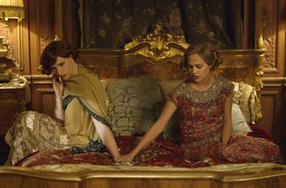 Danish Girl Eddie Redmayne Alicia Vikander.jpg