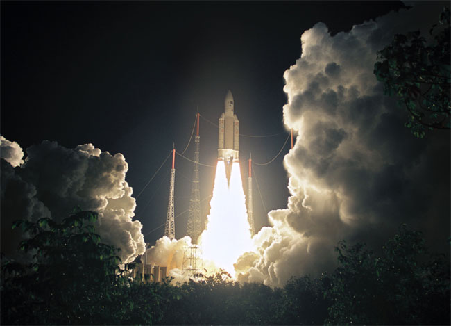 Ariane 5 GS Lofts Indian, European Satellites into Orbit