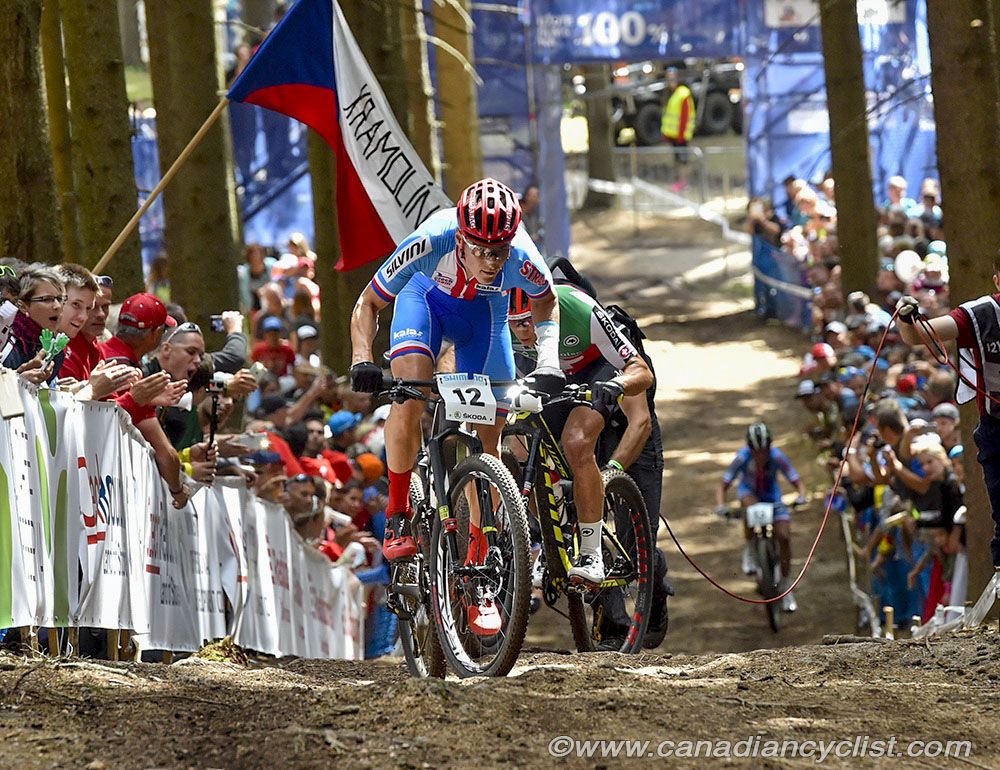 Jaroslav Kulhavy (Czech Republic) leading in early laps