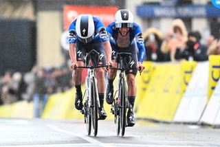 Remco Evenepoel completes the Paris-Nice stage 3 TTT with Soudal-QuickStep teammate Ilan Van Wilder