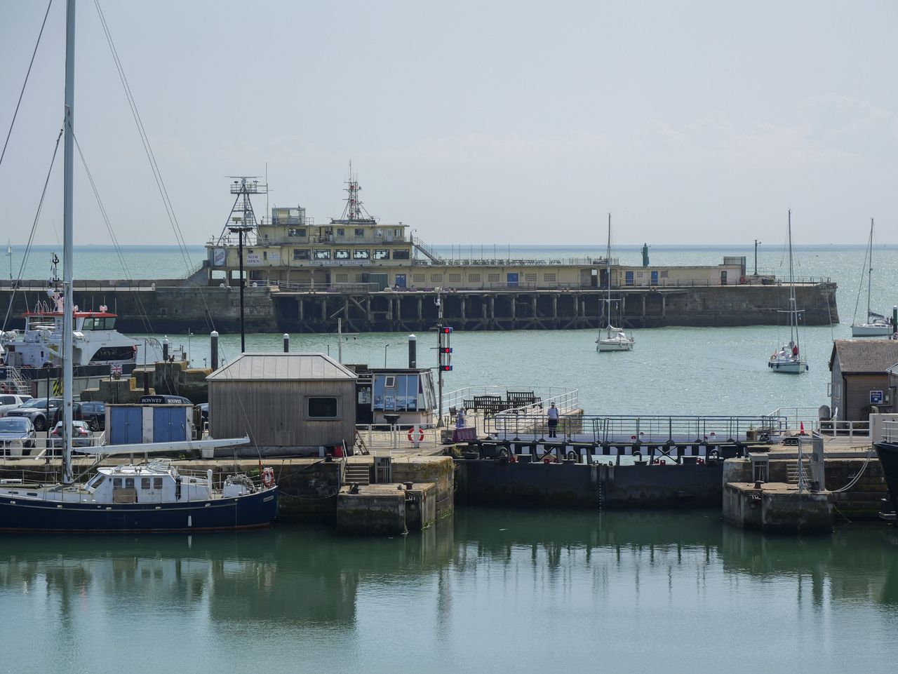 Panasonic Lumix GH7 sample images at a sunny UK coastal town