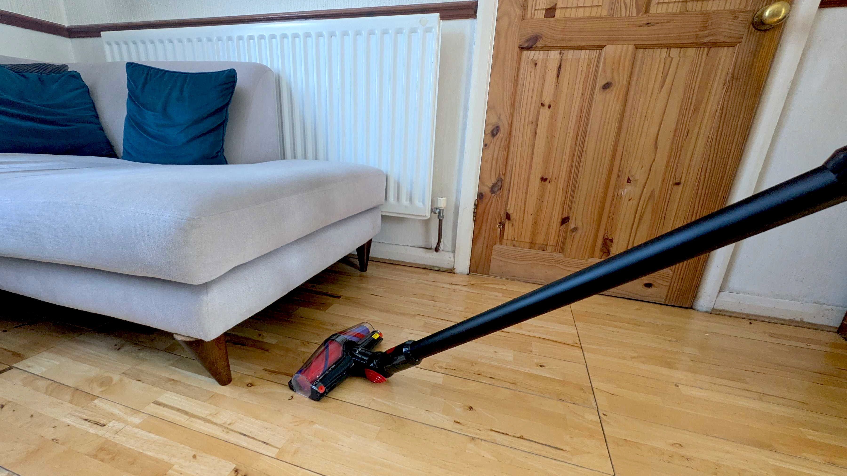 Vacuuming cross-hatch
