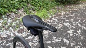 Amp Saddle