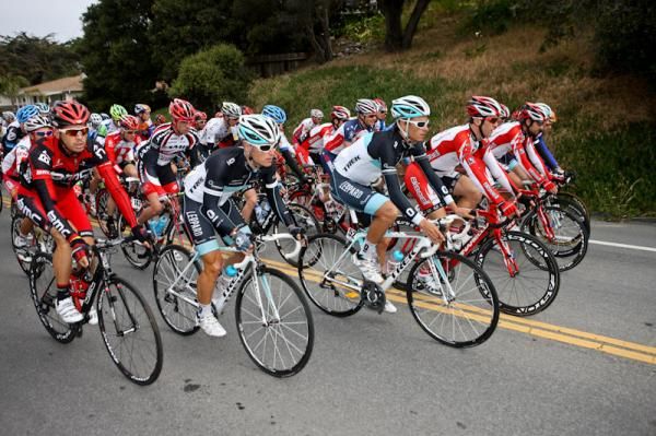Riders come to the front on the neutral rollout coming out of Seaside.