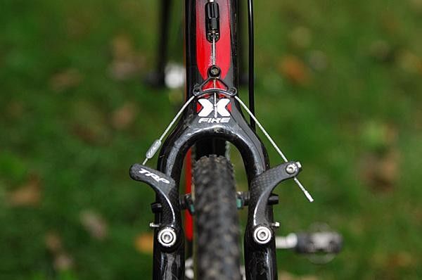 Bessette's bike is also equipped with TRP's carbon fiber CR950 cantilever brakes.
