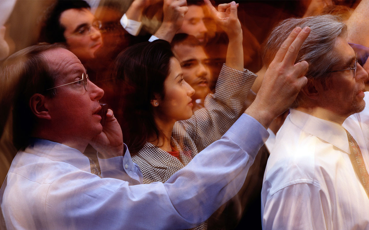 Will Investors Drive Stocks Back to Super-Premium Prices?
