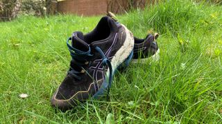 Asics GEL-Trabuco 11 trail running shoes