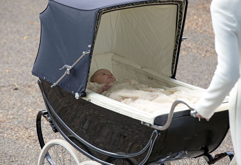 Product, Comfort, Baby Products, Infant bed, Baby carriage, Baby safety, Tent, Baby, Camping, Tarpaulin,