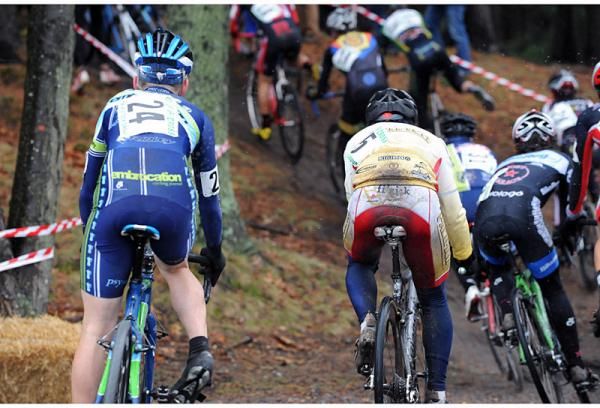 The elite men's field on the opening lap.