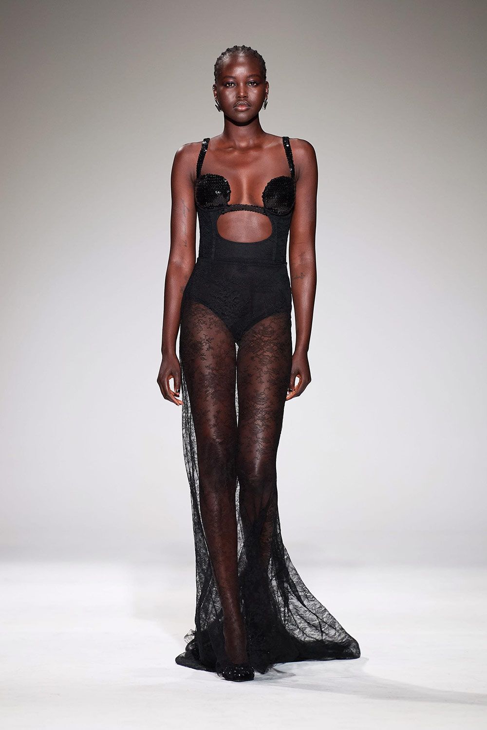 A look from the Nensi Dojaka show at London Fashion Week AW23