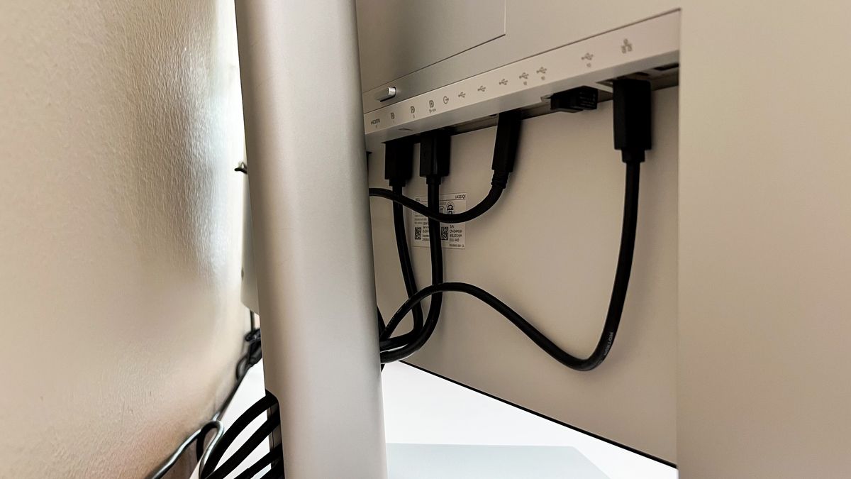 Dell UltraSharp U4323QE on the author's desk