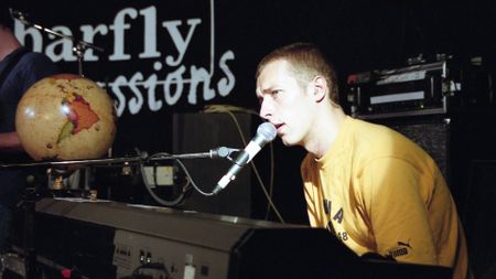Coldplay playing at Barfly in 2000