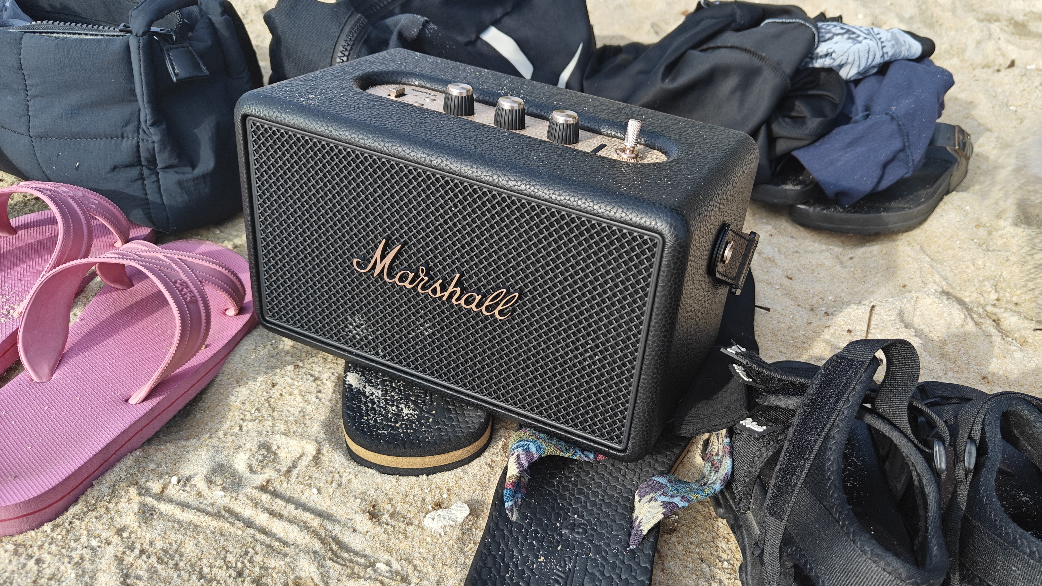 Marshall Kilburn III Bluetooth speaker