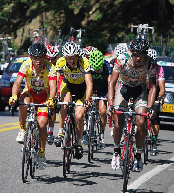 Wilson Cepeda (Idrd-Liga De Ciclismo De Bogota-Formesan) and Mario Rojas (Empresa De Energia Boyaca Ebsa)
