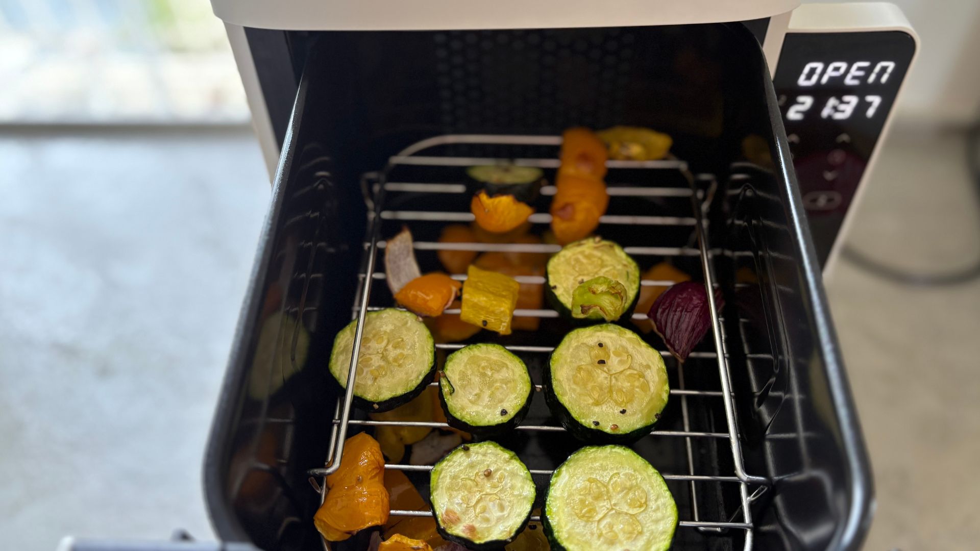 Testing the Salter VertiCook Ultra Air Fryer