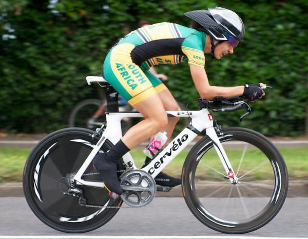Ashleigh Moolman (South Africa) sporting an aero cover on her Lazer Tardiz helmet - it didn't help her, as she finished last