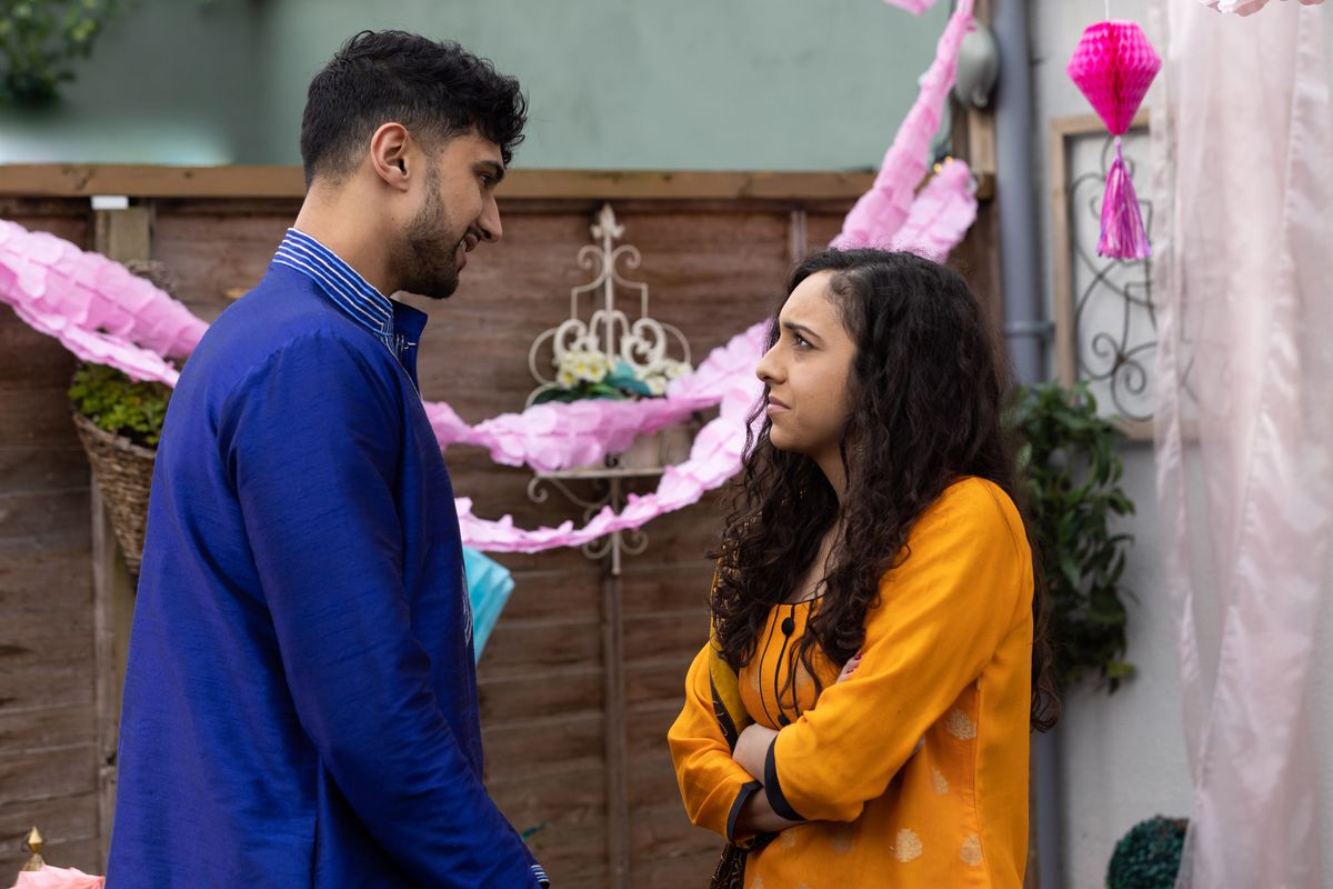 Hollyoaks spoilers: Nadira has a proposition for Shaq | What to Watch