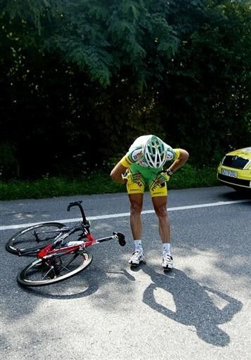Uros Murn (Phonak) recovers after a crash
