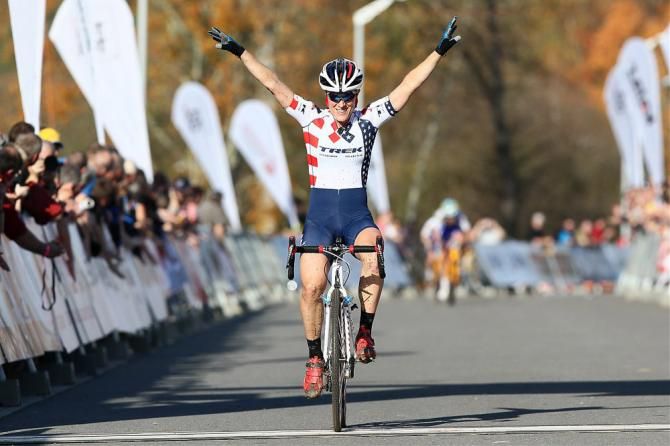 Katie Compton (Trek Cyclocross Collective) wins her first World Cup of the season in Tabor and takes over the series lead.