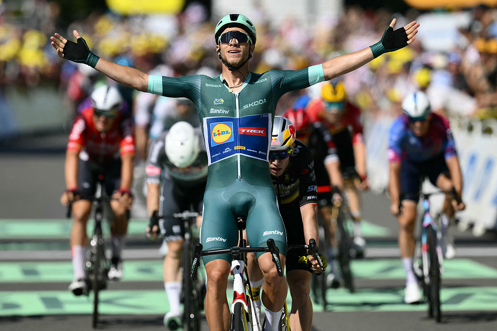 Tour de France stage 8: Jonathan Milan holds off Wout van Aert to win Laval sprint