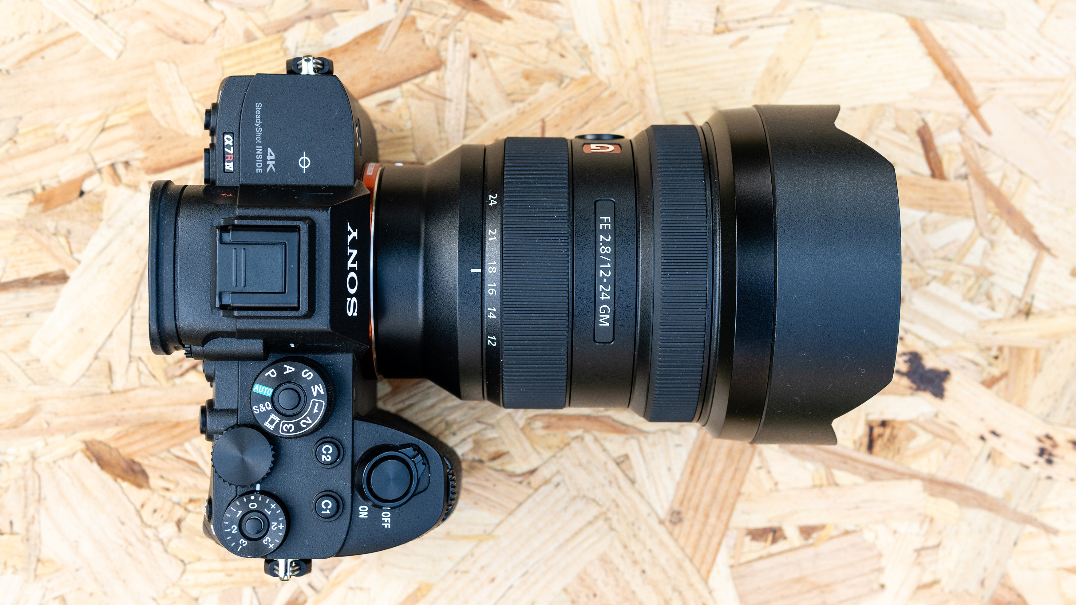 Sony FE 12-24mm f2.8