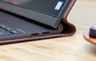 HP-Spectre-Folio-004