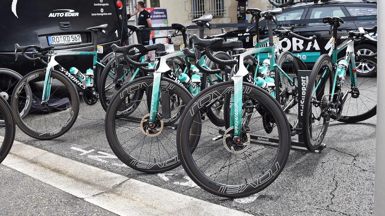 Rudi Selig and Lukas Postlberger looked to be on the new bikes for Bora-Hansgrohe