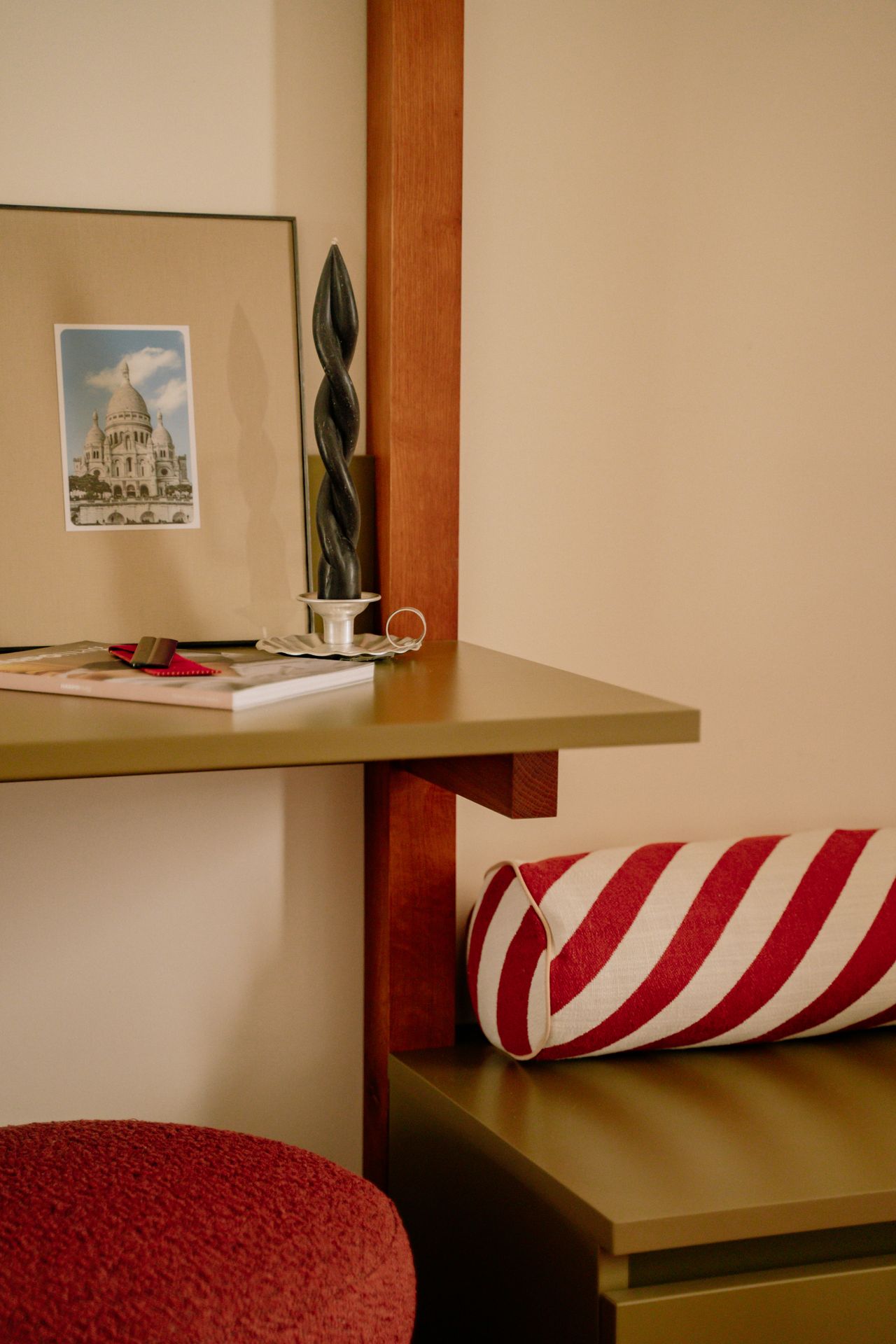 A quirkily decorated hotel with nods to 1970s and 1980s design.