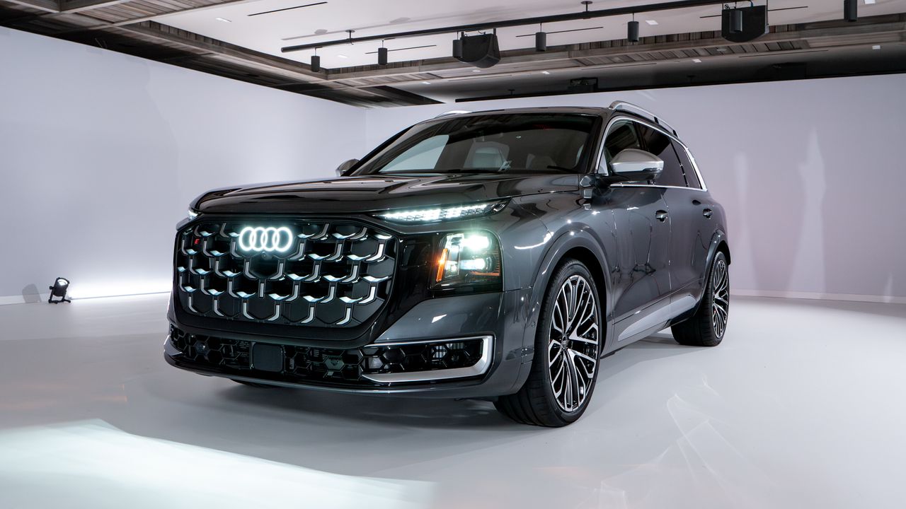 2027 Audi SQ9 first look.