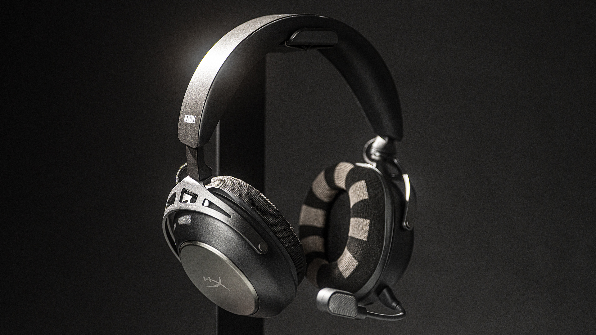 The HyperX Neurable headset in concept images