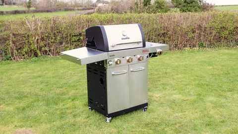 Char-Broil Professional 3400S being tested in writer's home