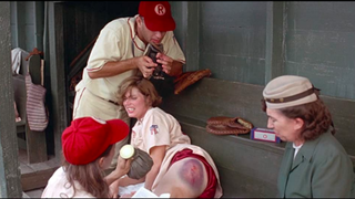 Anne Ramsay, Tom Hanks, Renée Coleman, and Pauline Brailsford in A League of Their Own