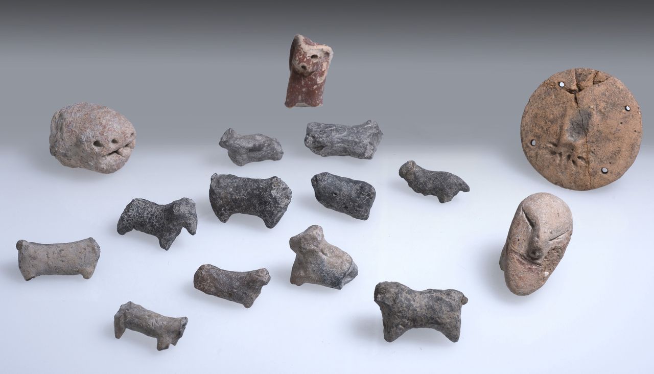 This is a huge city &ndash; a megalopolis in relation to the Early Bronze Age, where thousands of inhabitants, who made their living from agriculture, lived and traded with different regions and even with different cultures and kingdoms in the area.