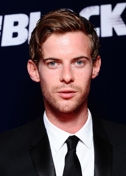 Luke Treadaway dug graves for crime show