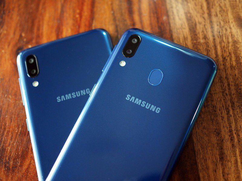 Samsung Galaxy M10 and M20 preview