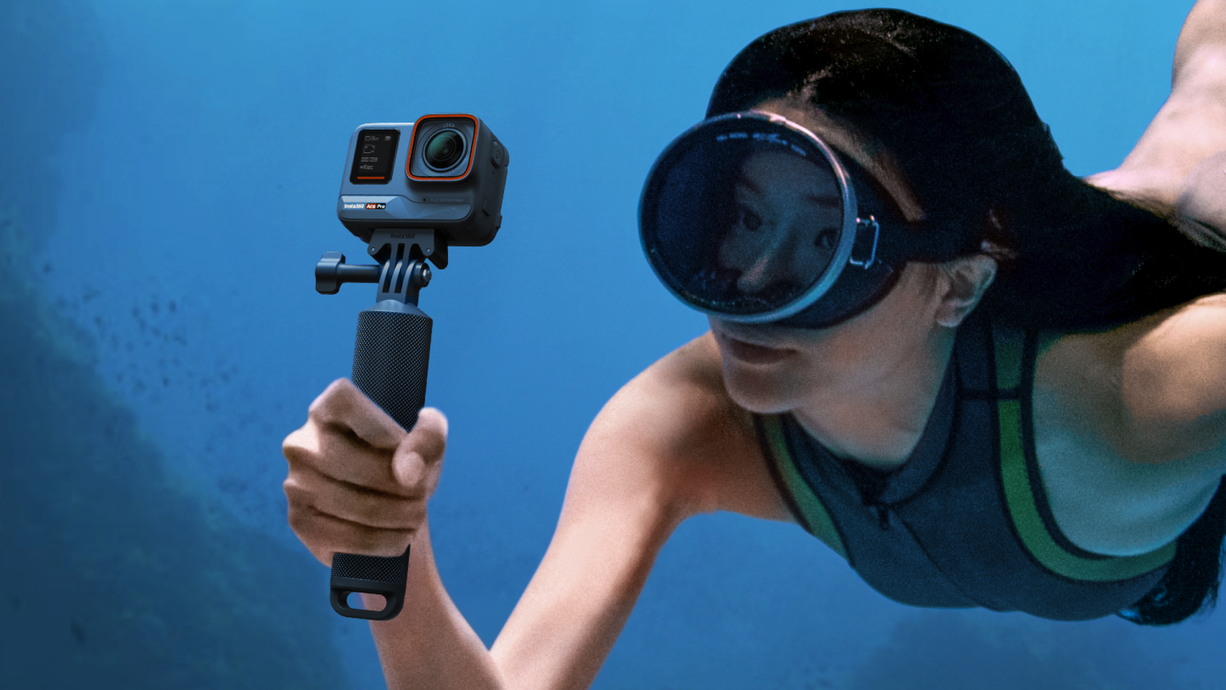 Insta360 Ace Pro underwater in the hand of a  snorkeller