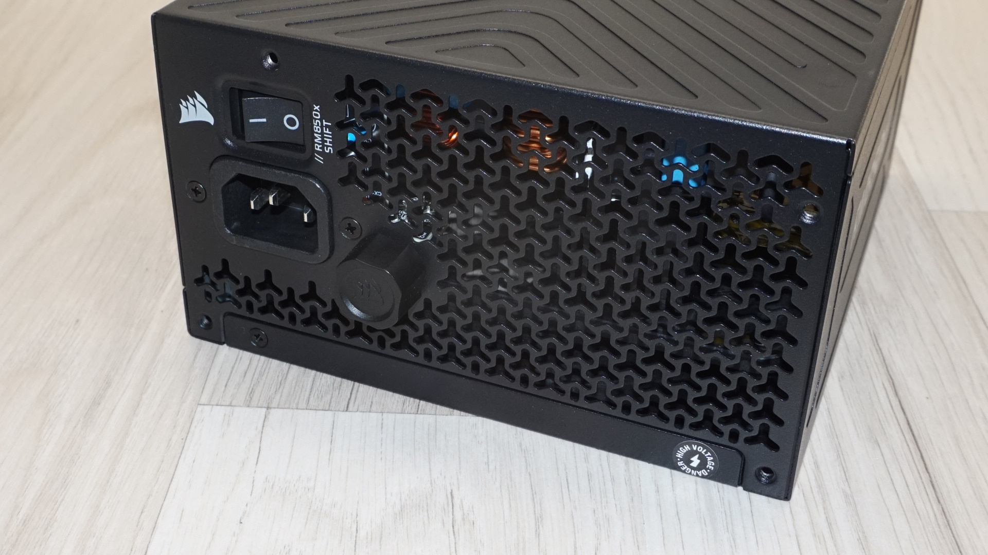 Corsair RM850x Shift 2025