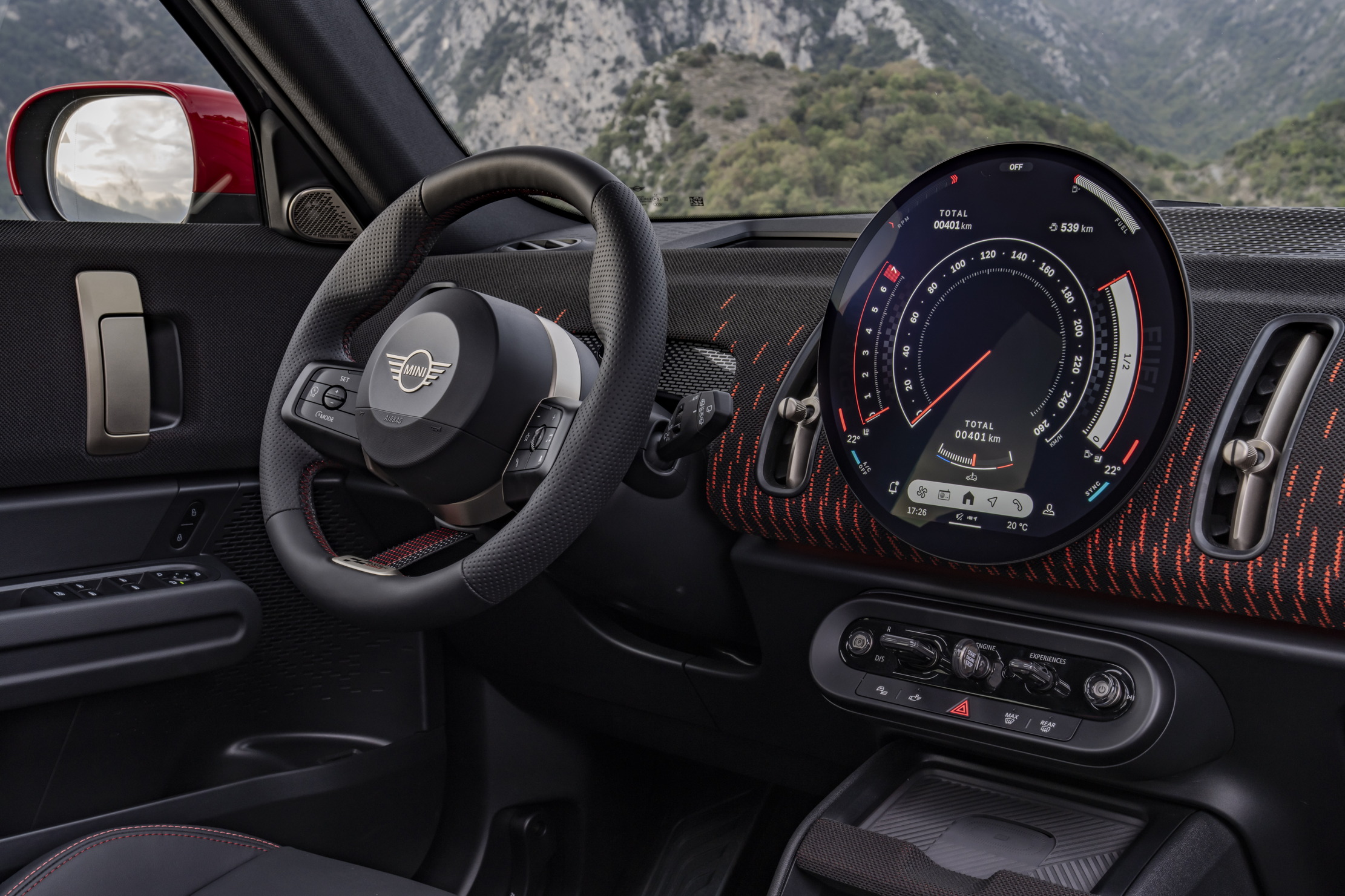Images of the Mini Countryman JCW