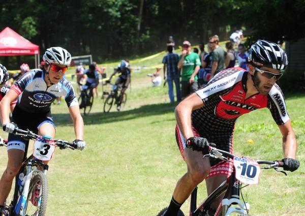 Geoff Kabush (Team Maxxis) and Sam Schultz (Subaru-Trek) in a select group of five