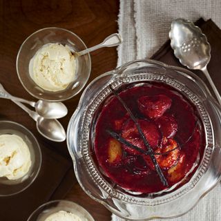 Real Vanilla Ice cream with Roasted Plums