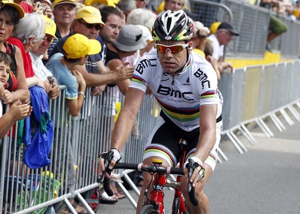 Cadel Evans (BMC) nears the finish