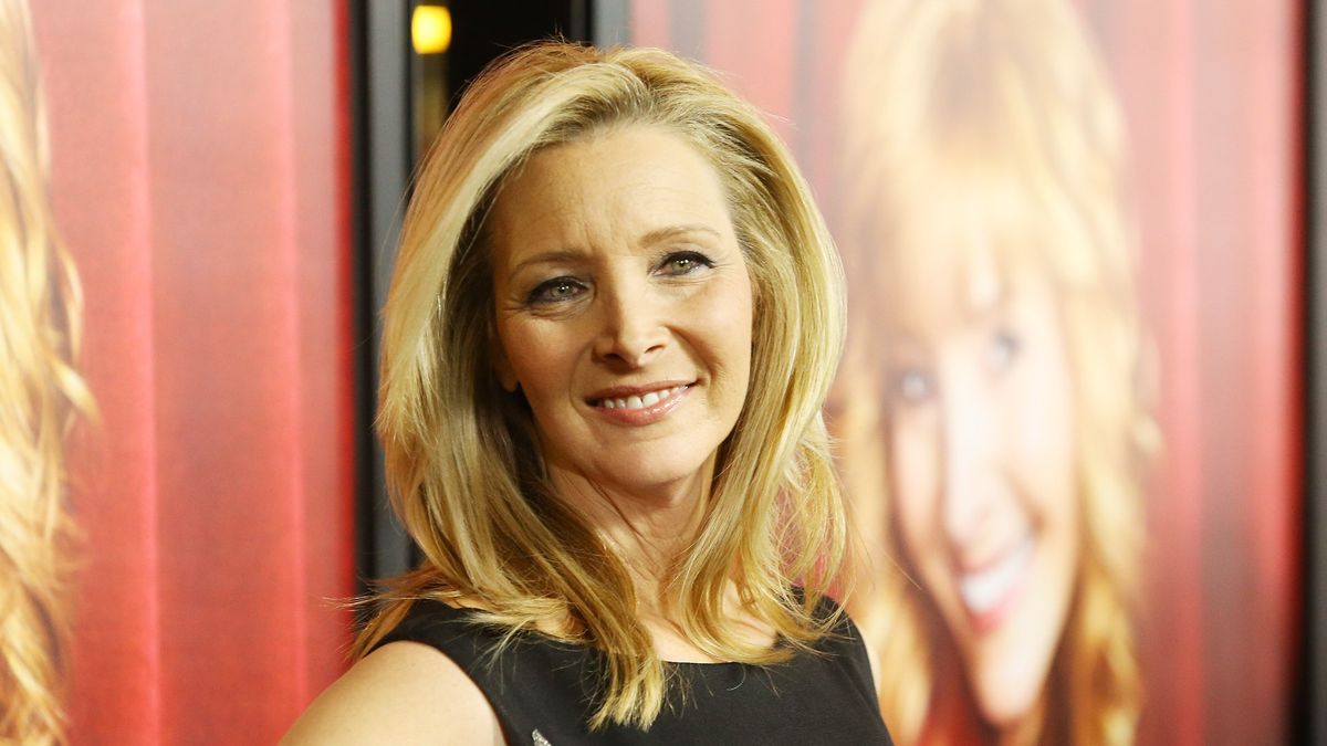 Was Lisa Kudrow pregnant during Friends? | - WomanandHome