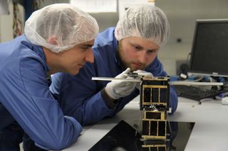 University of Kentucky Students Work on KYSat-2 CubeSat