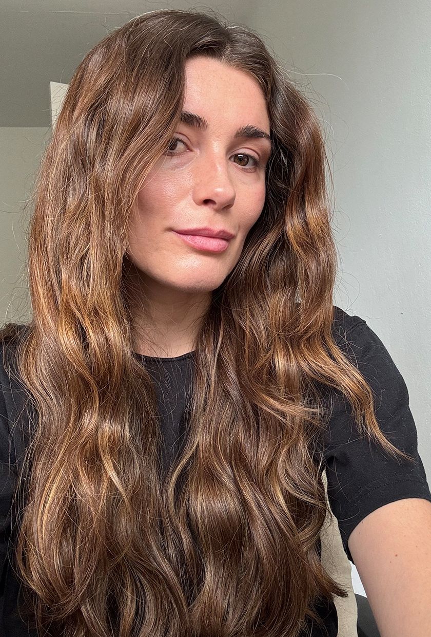 Eleanor's hair after using the Hershesons waver attachment
