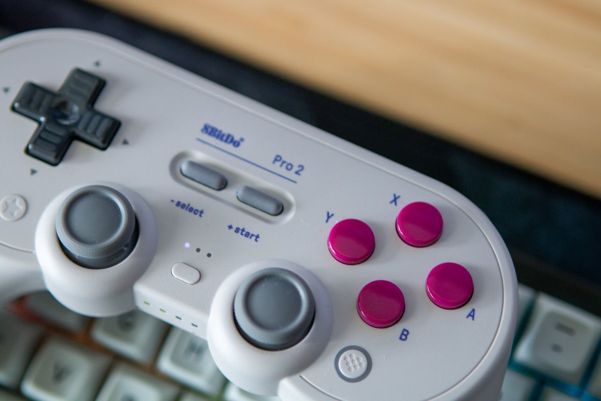 Best game controllers for Chromebooks 2022