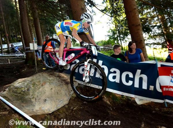Yana Belomoyna (Ukraine) races over the rock drop